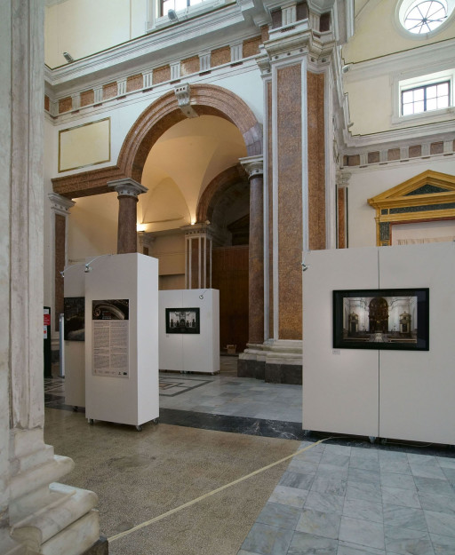 Sala de Exposiciones del Instituto Cervantes. Iglesia de Santa Eulalia de los Catalanes. Palermo. 2014