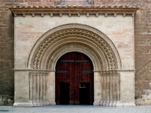 Portada del Palau de la catedral de Valencia. Siglo XIII. 2007